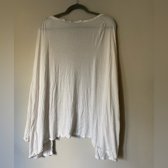 White Light Arianna by Howard’s Summer Cardigan - Picture 3 of 5